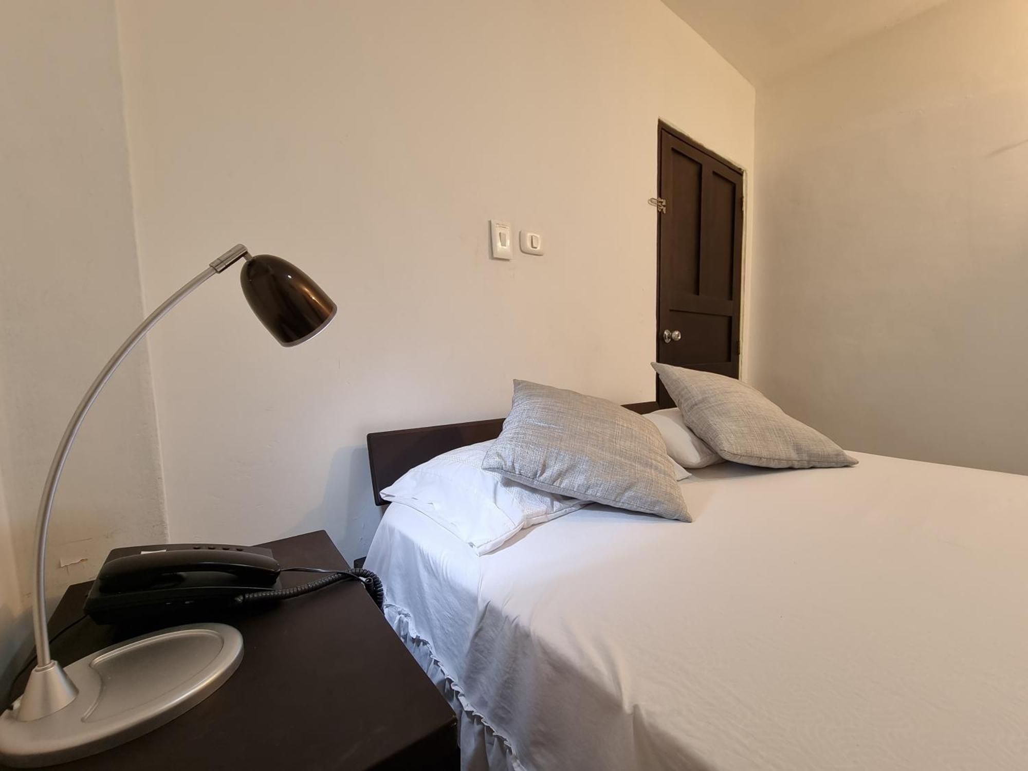 Hotel K12 2*